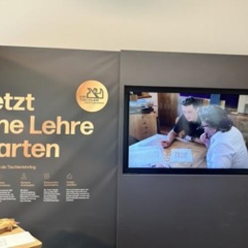 Beim Tischler