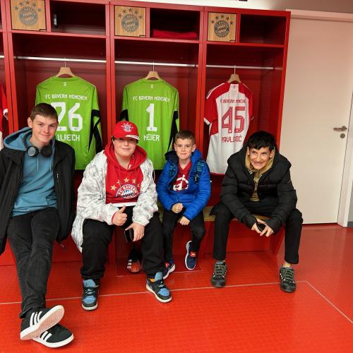 © SW Besuch beim FC Bayern