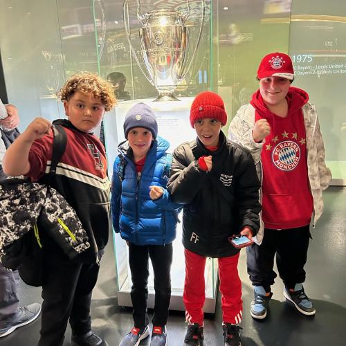 © SW Besuch beim FC Bayern