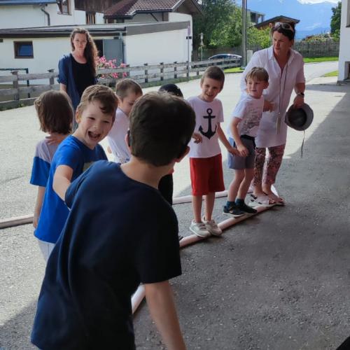Am Schlauch stehen