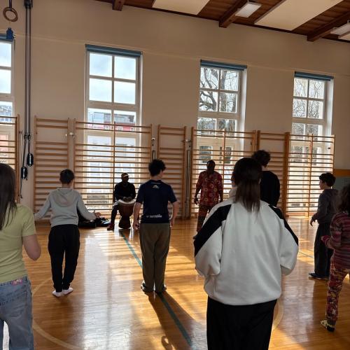 TKS: Afrikanische Trommler