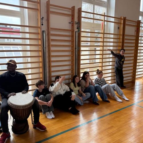 TKS: Afrikanische Trommler