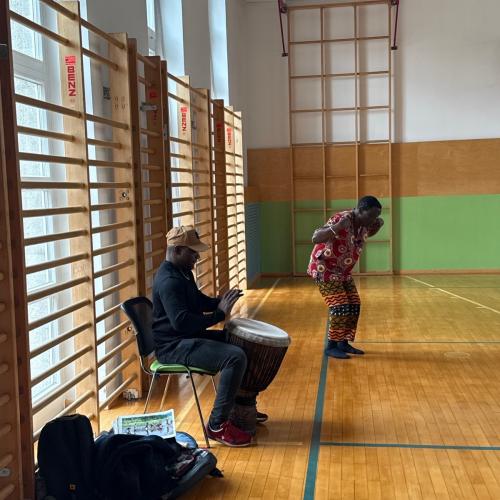 TKS: Afrikanische Trommler