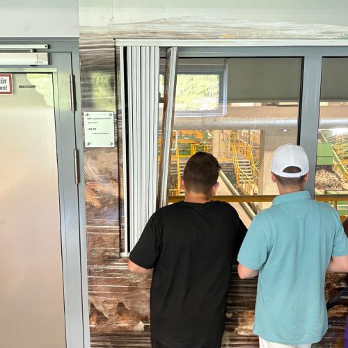 Im Recycling Zentrum Ahrental 