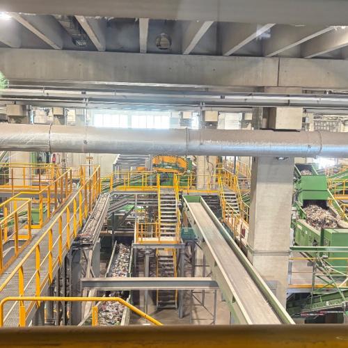 Im Recycling Zentrum Ahrental 