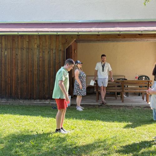 2.Team-Tag